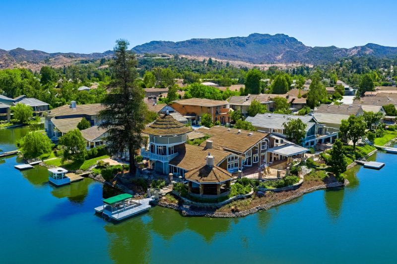 Best Bathroom Remodeling pros in North Aurora, IL